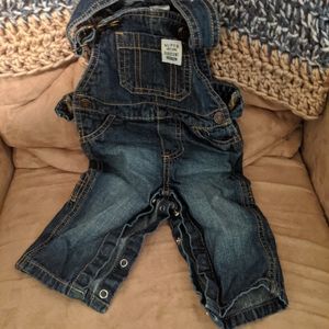 Carter's boys blue jean overalls size 6 months